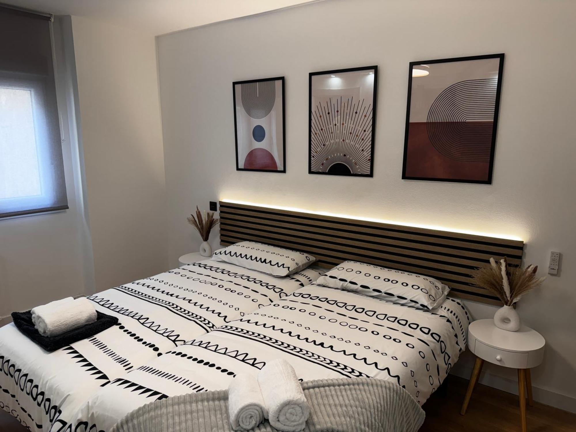 Ferienwohnung La Plaza Del Pilar Saragossa Exterior foto